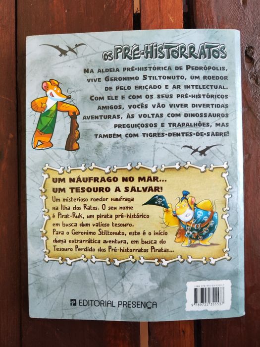 Um Naufrágio no Mar... Um Tesouro a Salvar!, Geronimo Stilton