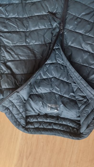 Witam, sprzedam kurtkę męską 4f