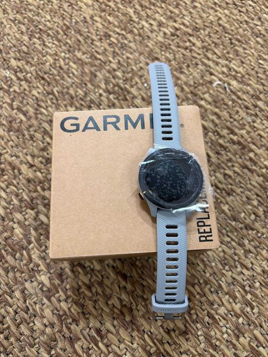 Garmin Forerunner® 255S