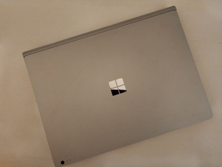 Microsoft surface book 1, Nvidia GPU 1gb