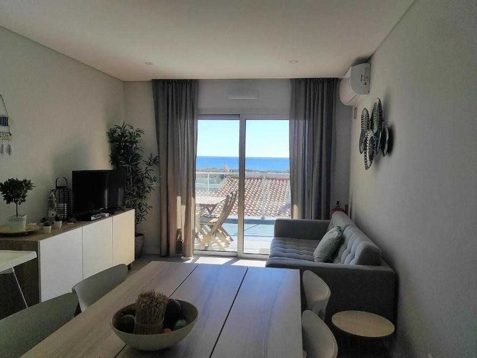 EAR-024 Apartamento T2 em Monte Gordo frente à praia