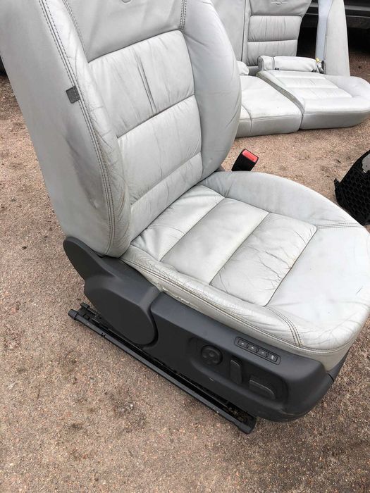 Комплект сидінь сидіння Skoda Octavia A5 Laurin & Klement шкіра