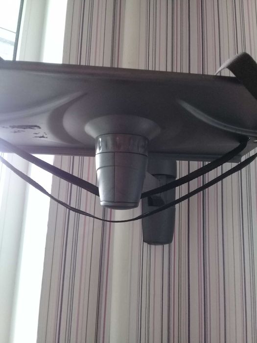 Полка под телевизор