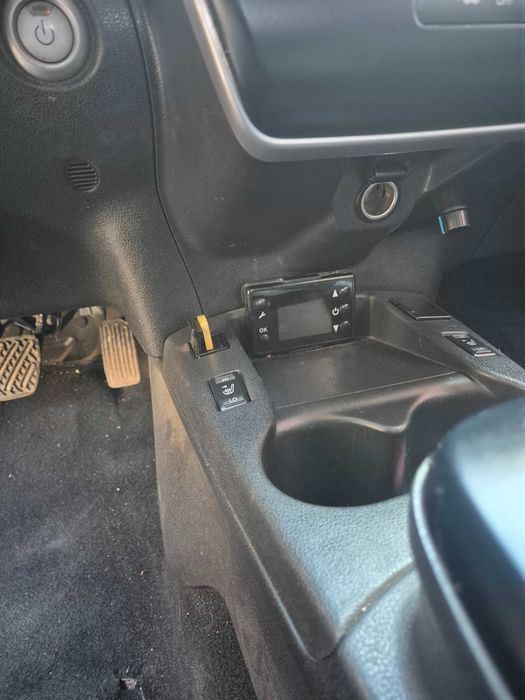 Nissan Leaf электромобиль