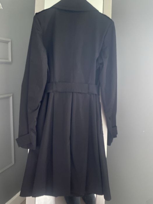 Piekny trencz roz 38