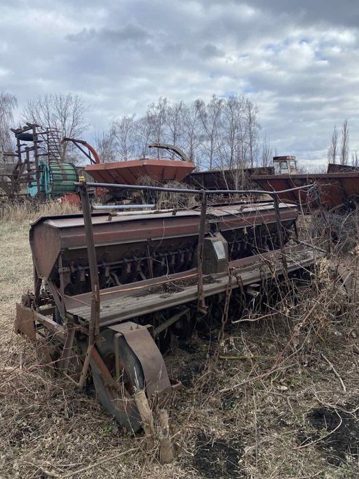 Продам селку сз 3,6 ест 2 штуки  серхозтехника