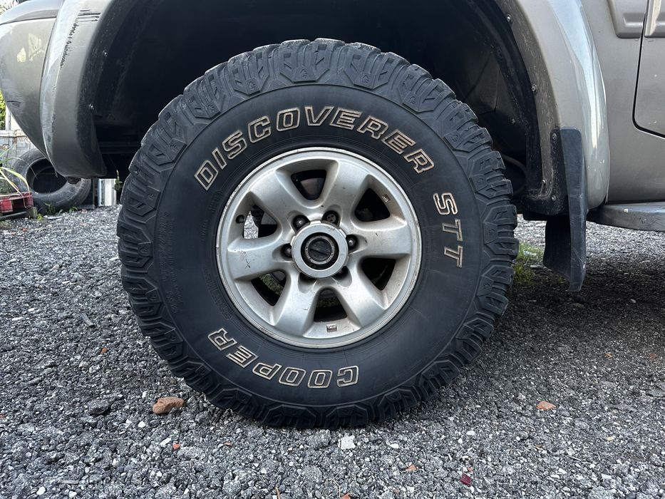 5 Jantes originais Nissan Patrol y61