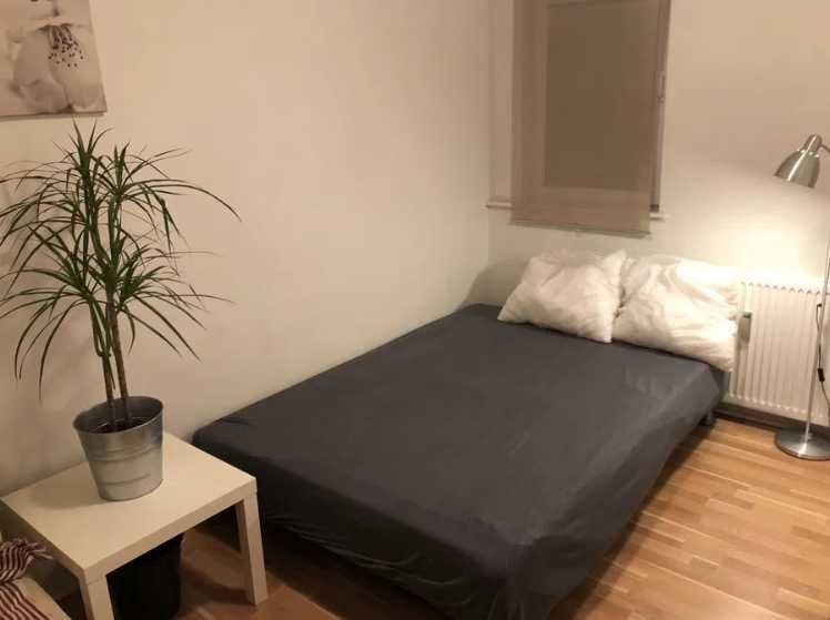 100грн сутки и 400грн неделя Киевский Хостел М Харьковская Позняки