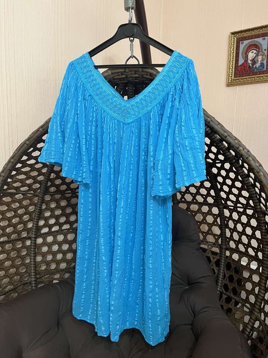 Бесподобна сукня шикарного кольору