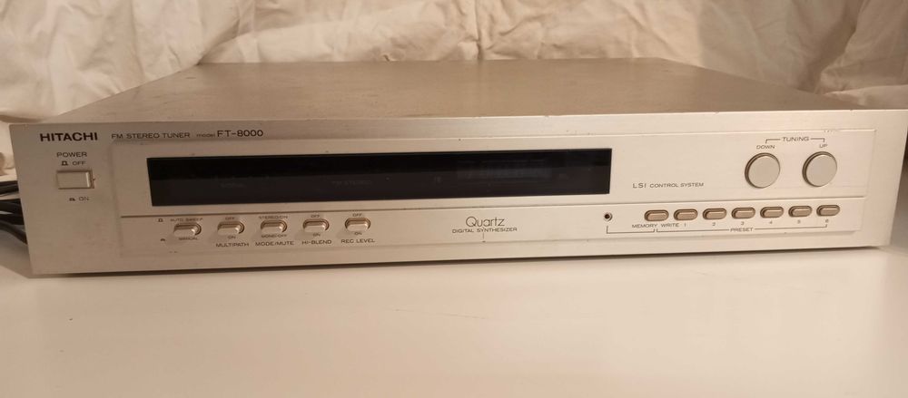 HITACHI FT-8000 Stereo tuner
