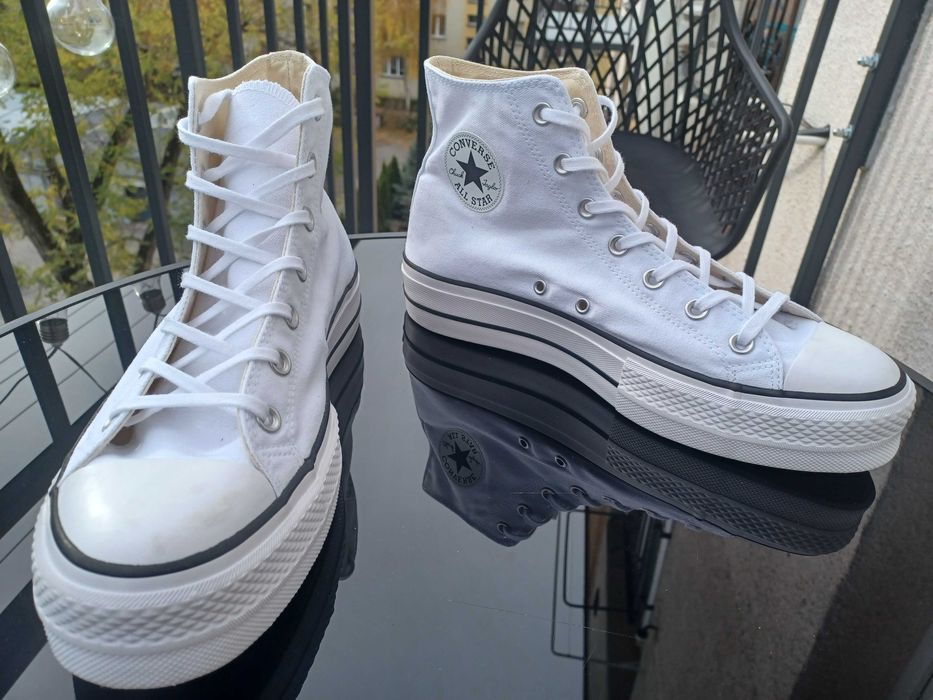 - Converse Chuck Taylor All Star - Trampki na platformie r. 42,5