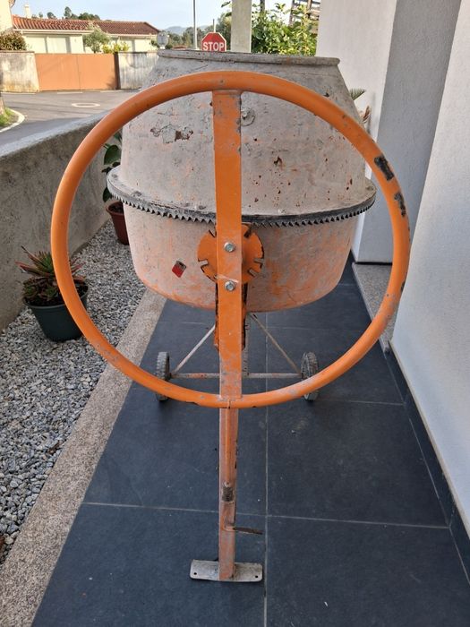 Batoneira eletrica 110 litros