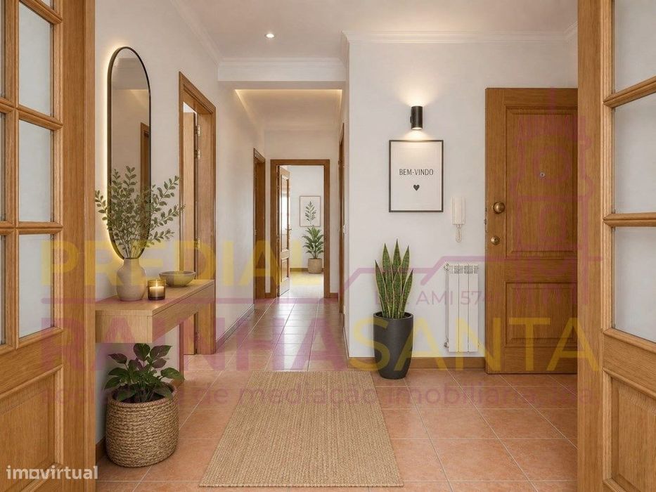 Apartamento T2 com Garagem em Box - S. Martinho do Bispo, Coimbra