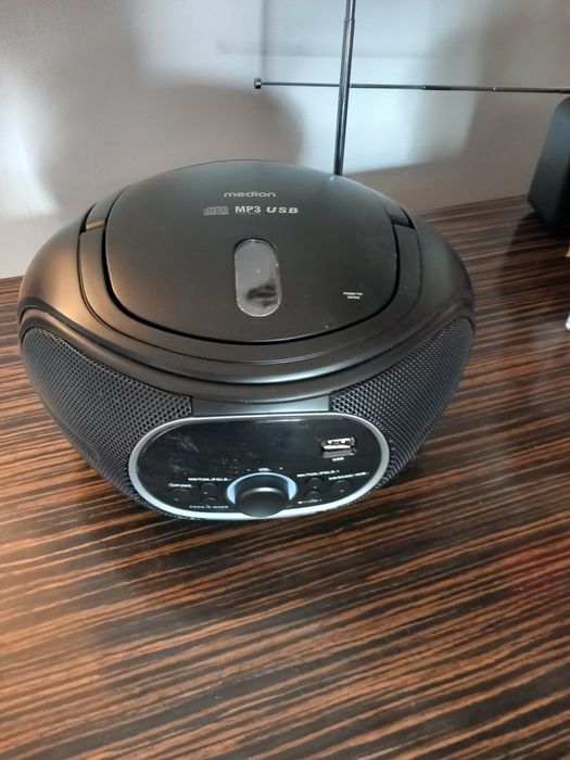 Radio sieciowo-bateryjne FM Medion E65711