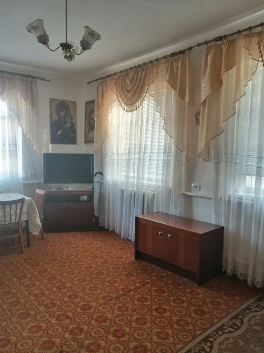 Добротний будинок  (л1