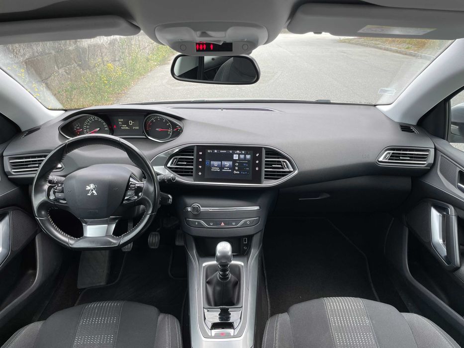 Peugeot 308 SW 1.2i - Distribuição trocada! - Impecável