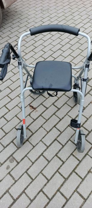 Balkonik chodzik dla seniora
