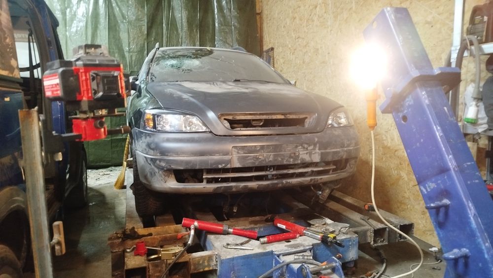 Кузовний ремонт, Стапель, рихтовка, пайка пластику