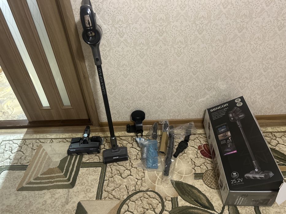 Порохотяг SENCOR Lithium Power4 in1 Cordless Versatile Vacuum Cleaner SVC0725BK