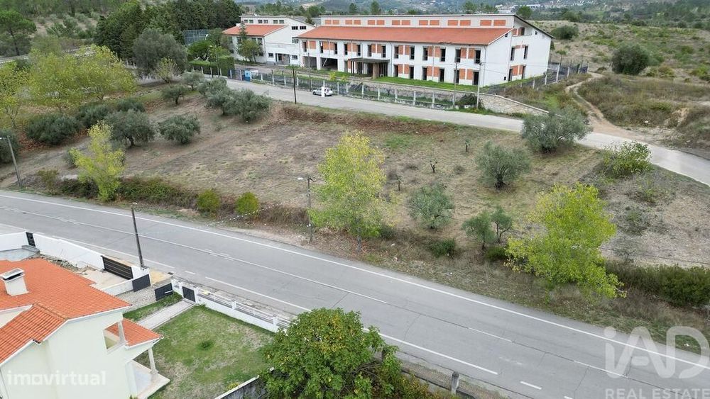 Terreno para construção em Souselas e Botão