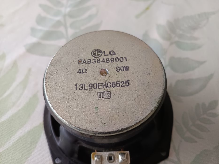 2 colunas subwoofer  80w LG