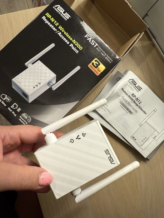Wzmacniacz Sygnału zasięgu Wi-fi  ASUS RP-N12