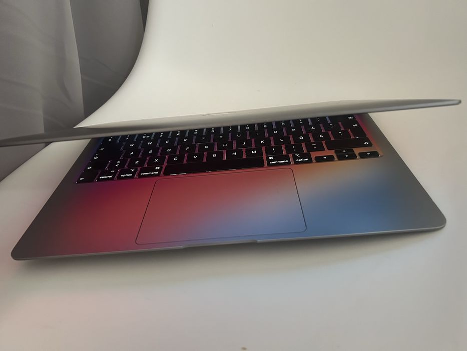 Apple MacBook Air A2197 13 i3 8GB 256GB SSD 2020r