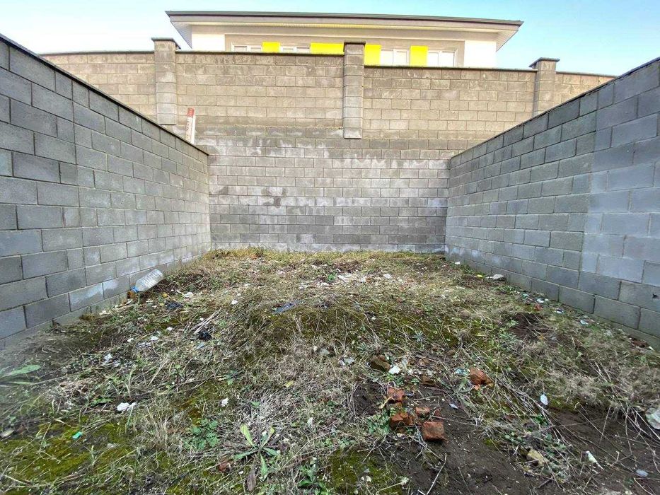 Котедж в районі  Ювілейний з міськими комунікаціями