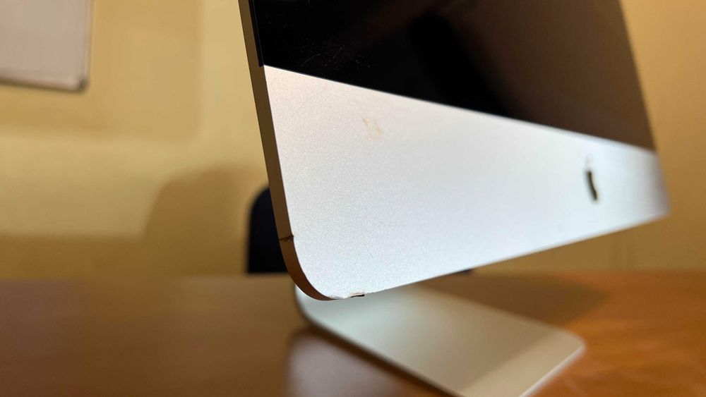 Apple iMac 21.5" Retina 4K (2019) - 6-ядерний Core i5