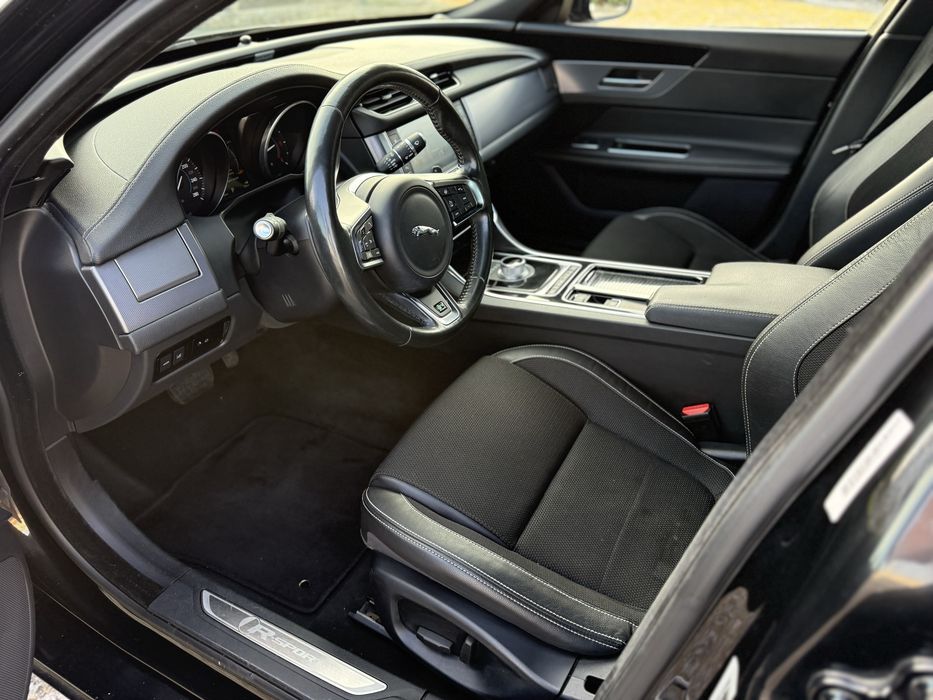 Jaguar XF R-Sport 2.0 d Auto