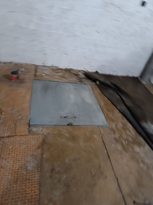 Гараж м.Буча г/к Кермо.