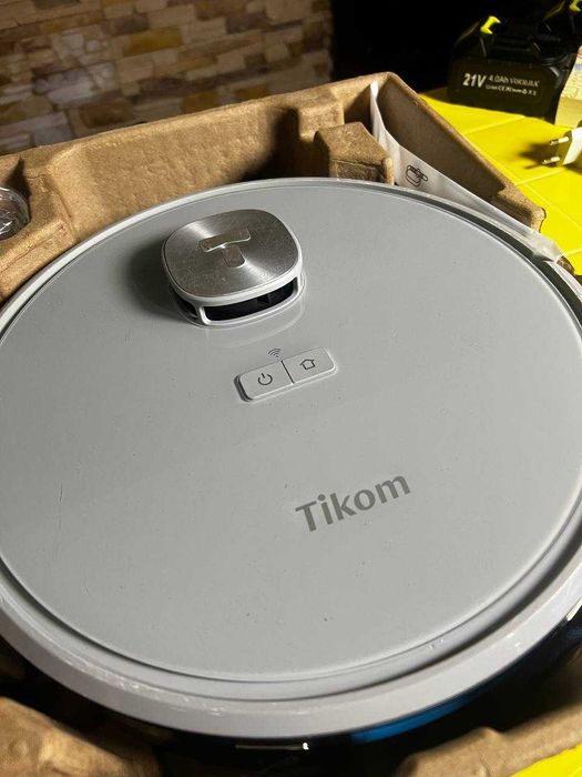 Робот пилосос      бу