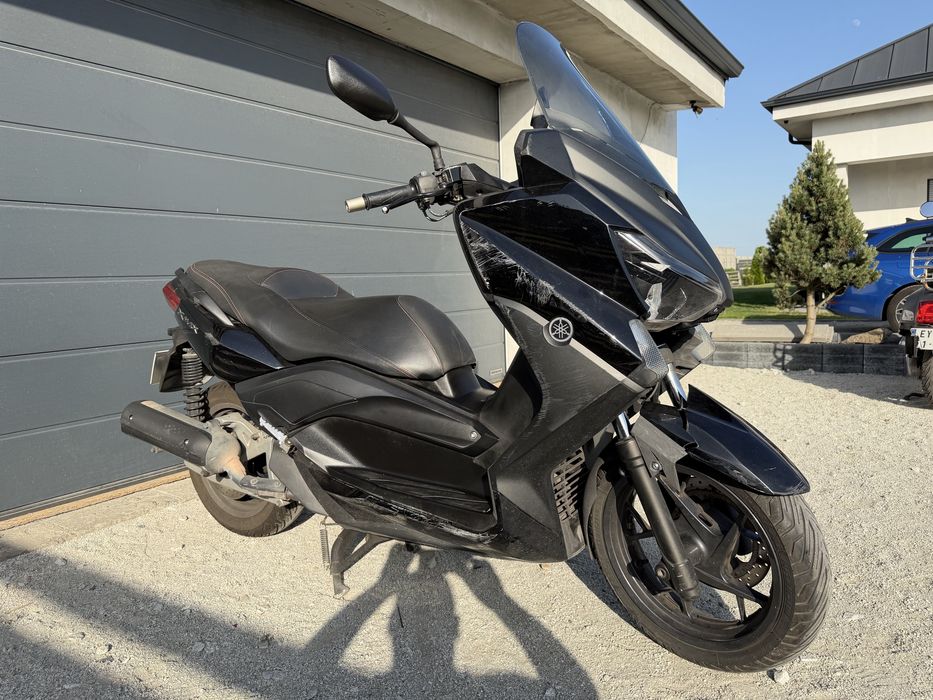 Yamaha x max 125