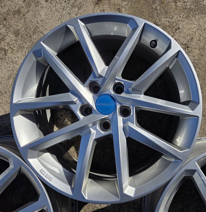 Диски 5×114.3  R18 J 8 ET40  Toyota Nissan Mitsubishi Honda Kia 
Toyot