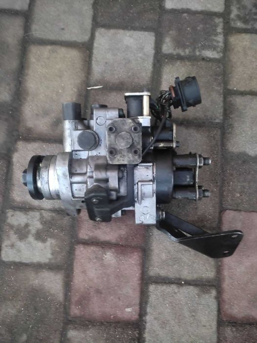 Паливний  насос Lucas (тнвд)  Ford Transit 2.5