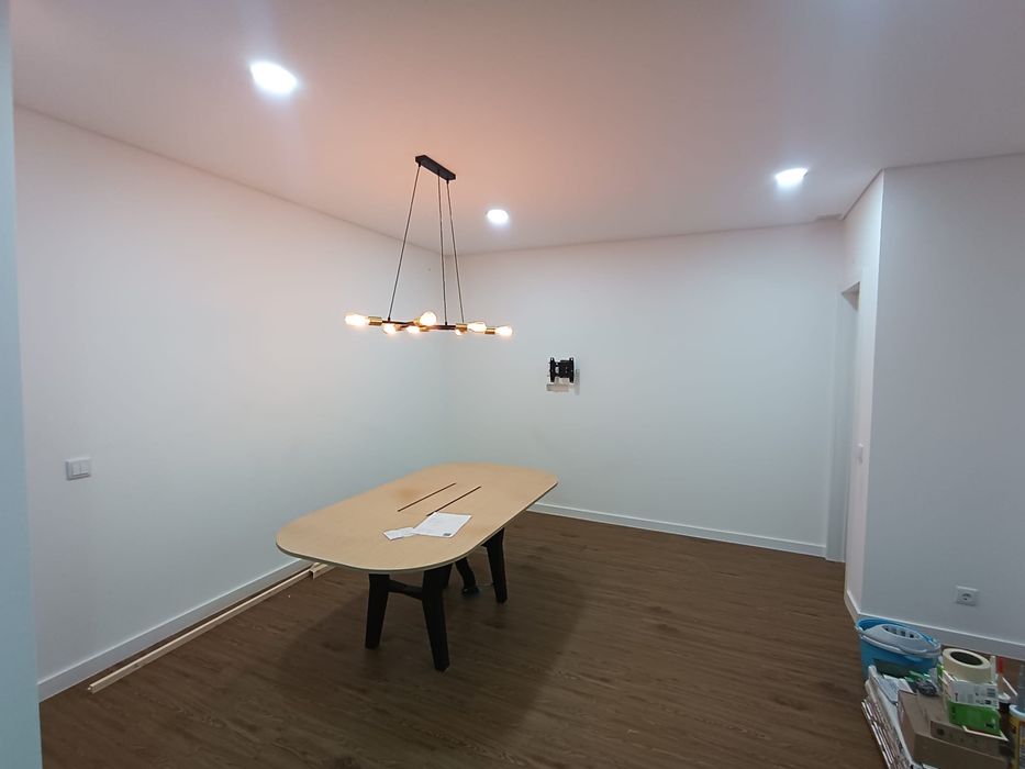 Trabalhamos  com pintura e revestimentos em pladu,Orçamentos gratuito!