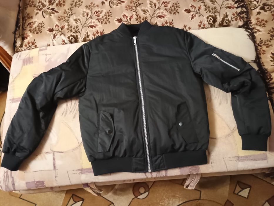 Бомбер курточка H&M
