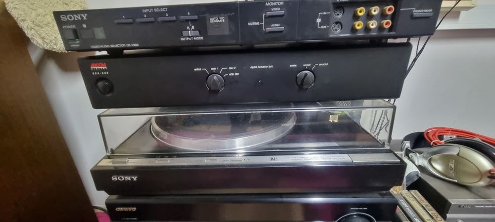 Adcom GDA 600 DAC.  цап.