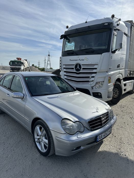 Продам Mercedes-Benz C-200 2003