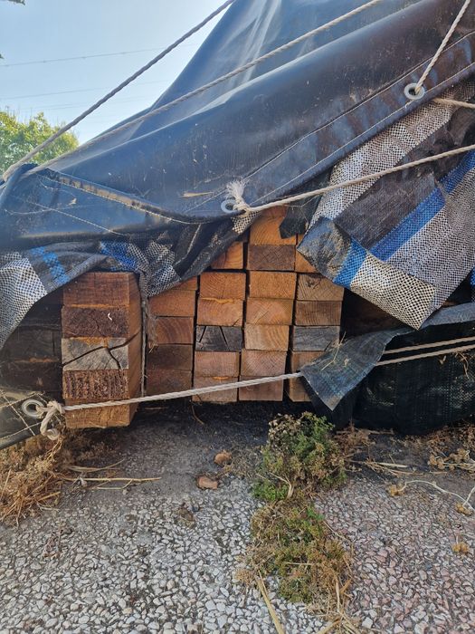 Vendo madeira vigas lameladas de 40mm