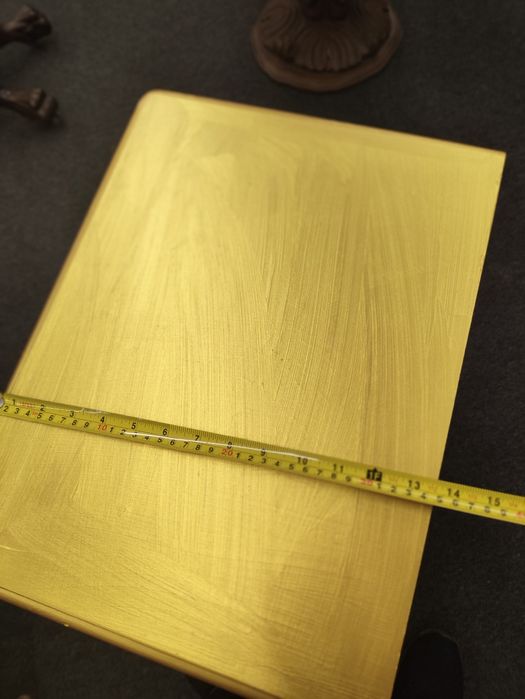 Mesa de apoio com gaveta