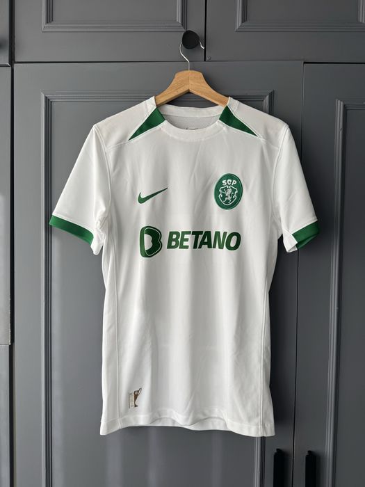 Camisola oficial Sporting (Tamanho S) Nike