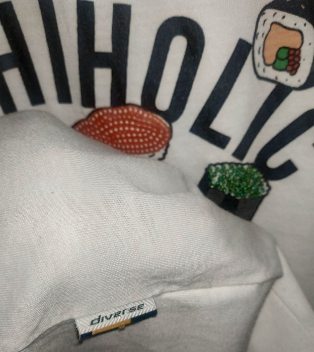 T-shirt bawełniany Diverse L