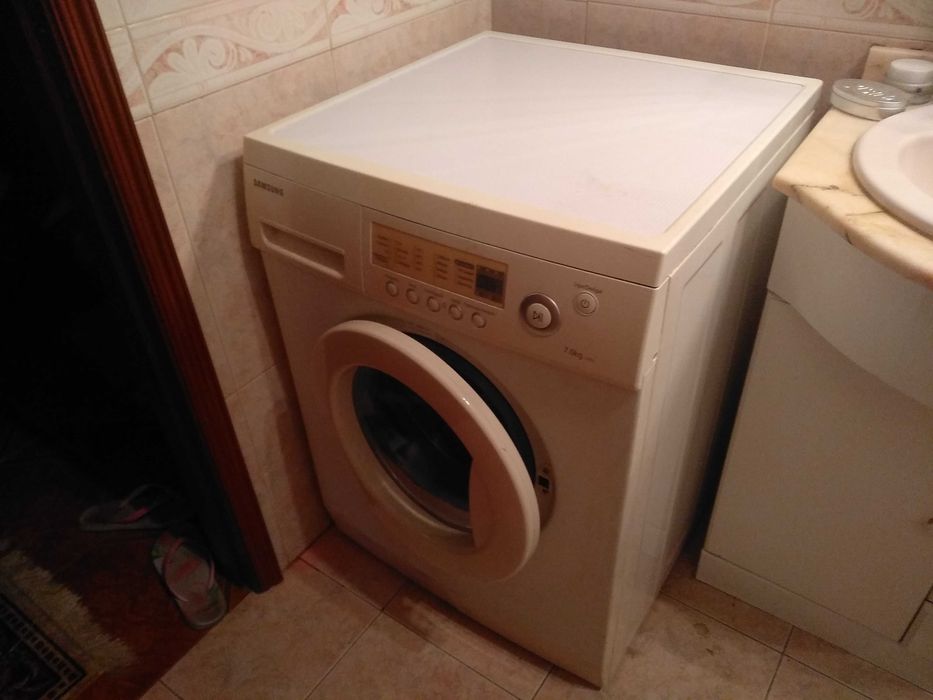 Máquina de lavar roupa Samsung