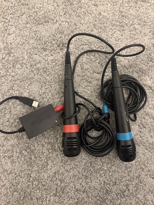 SingStar Vol. 2 PS3 + 2 Microfones Originais
