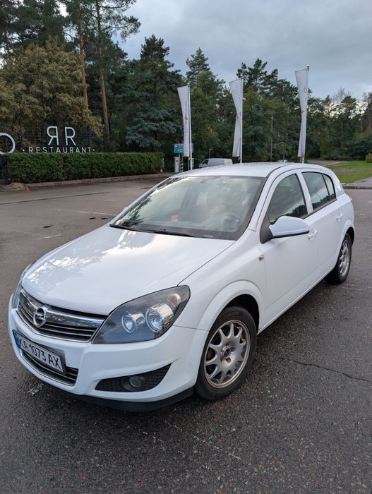 Opel Astra H 2013, 1,6 бензин