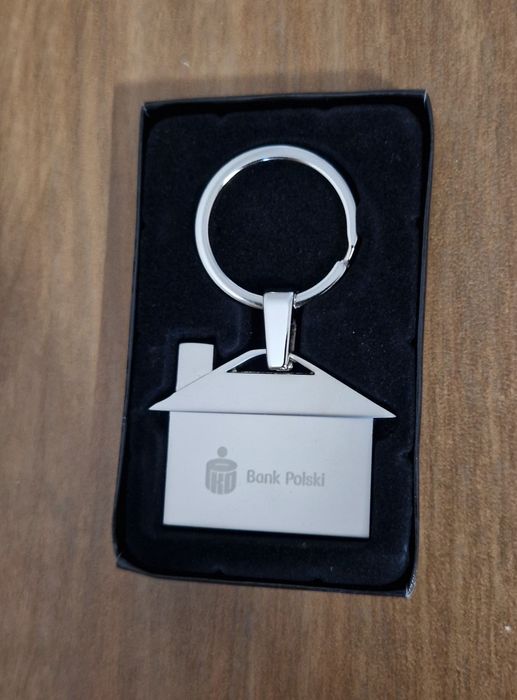 Brelok PKO BP breloczek