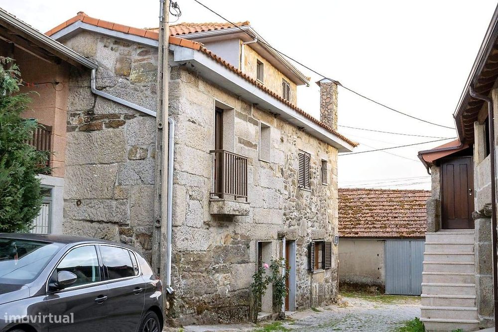 Moradia T5 para venda