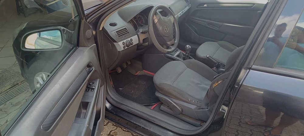 Opel astra 2004 negociavel