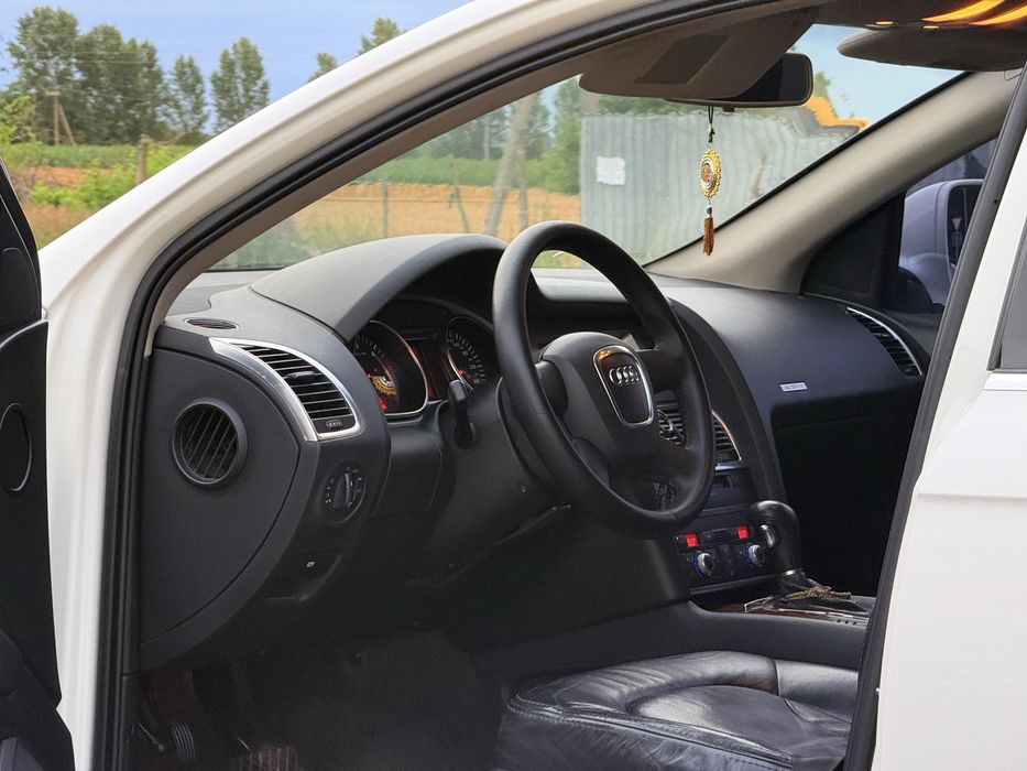 Продам автомобіль Audi Q7 Quattro 2007рік. Дизель 3.0 TDI